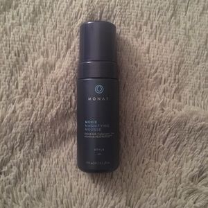 Monat Moxie Magnifying Mousse
